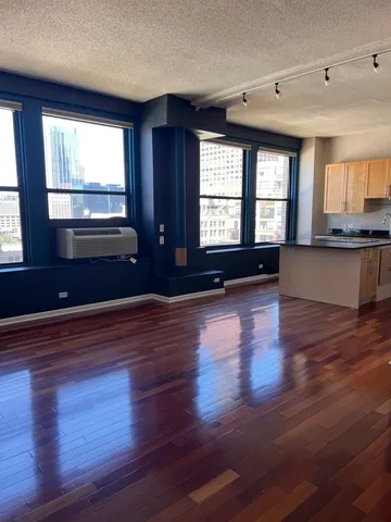 $2,500 | 600 South Dearborn Street, Unit 1209, Chicago, IL 60605