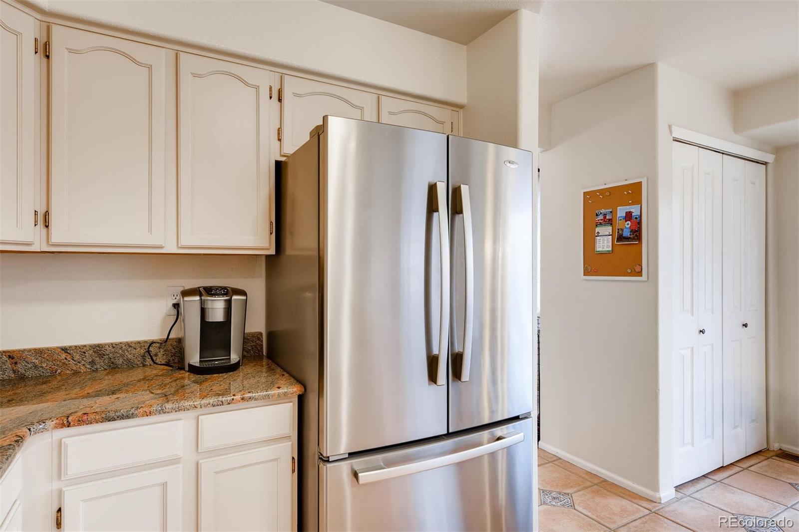 10057 Silver Maple Road Highlands Ranch, CO 80129 - Photo 8 of 28 Gallery Image 8