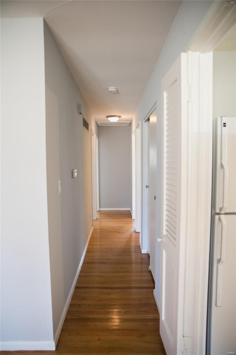 14668 Clayton Road Ballwin, MO 63011 - Photo 11 of 41 Gallery Image 11