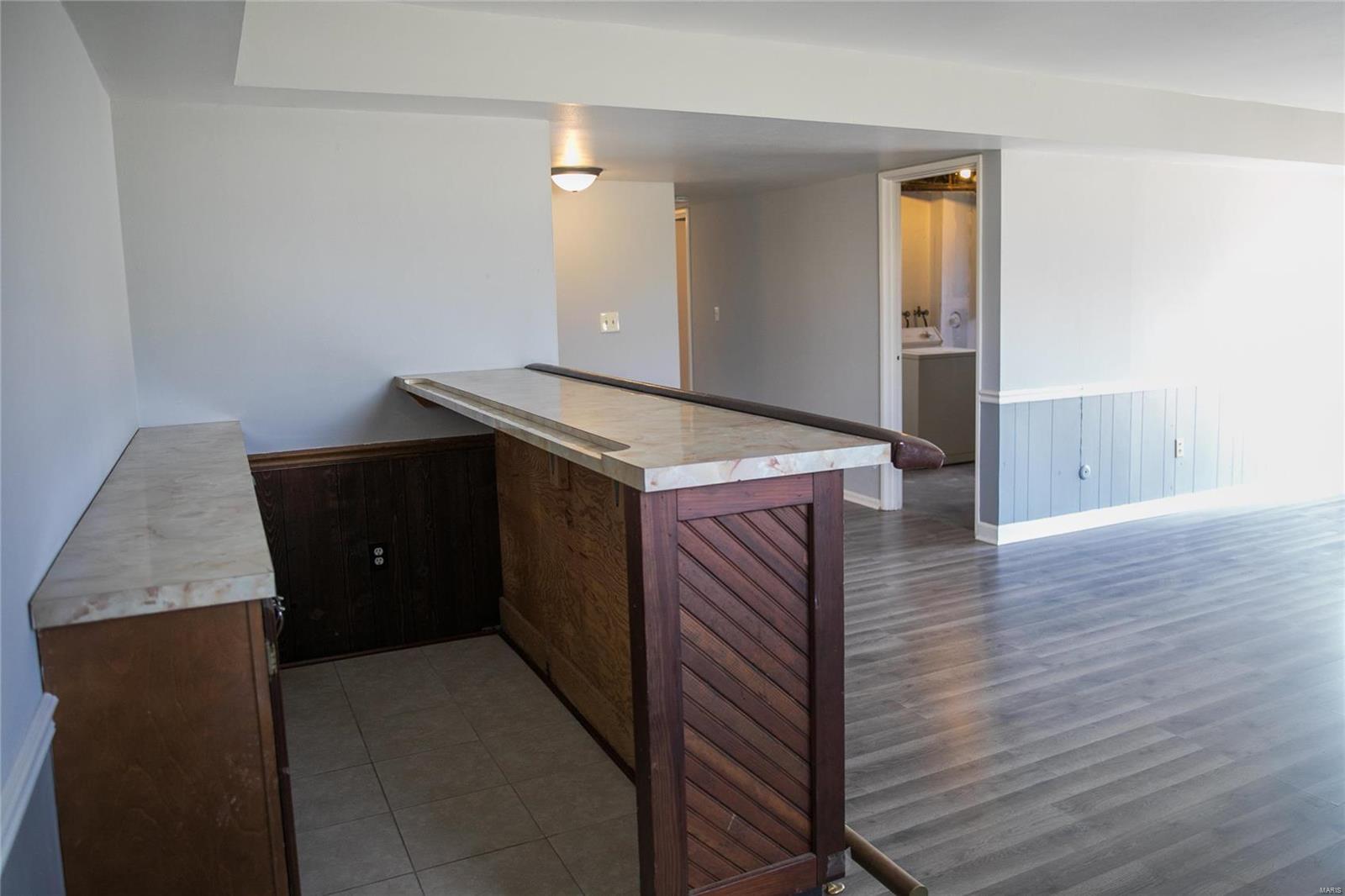 14668 Clayton Road Ballwin, MO 63011 - Photo 22 of 41 Gallery Image 22