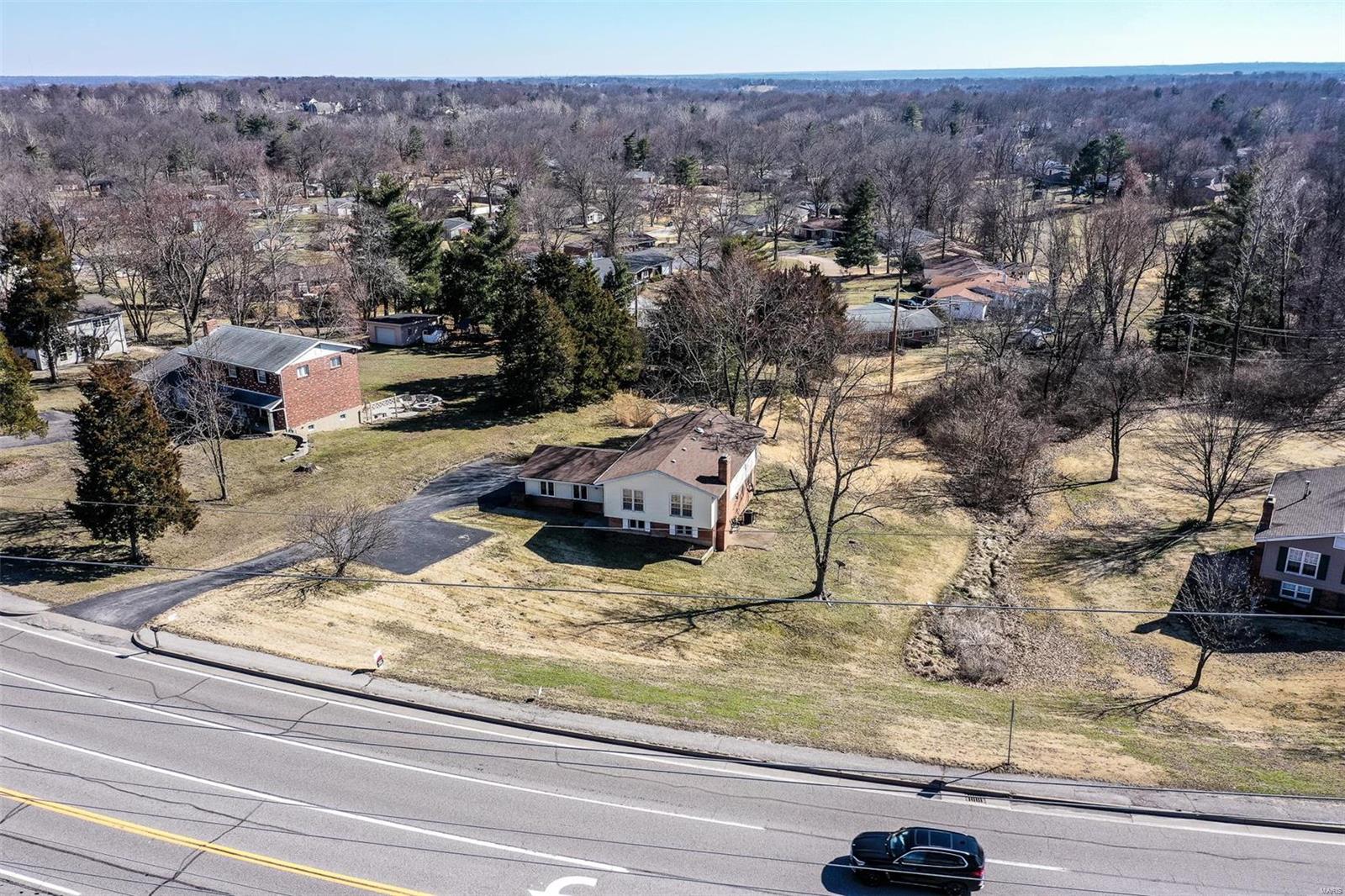 14668 Clayton Road Ballwin, MO 63011 - Photo 35 of 41 Gallery Image 35