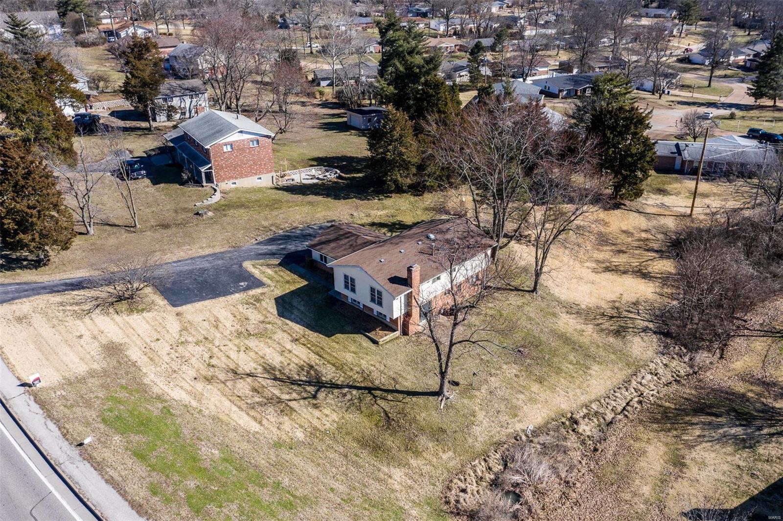 14668 Clayton Road Ballwin, MO 63011 - Photo 39 of 41 Gallery Image 39
