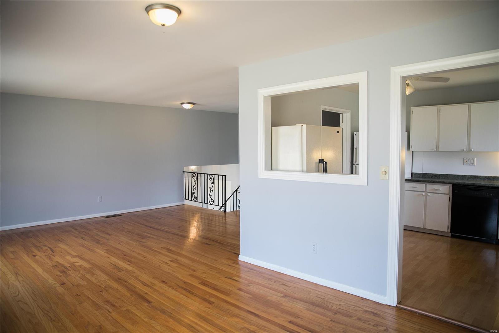 14668 Clayton Road Ballwin, MO 63011 - Photo 7 of 41 Gallery Image 7