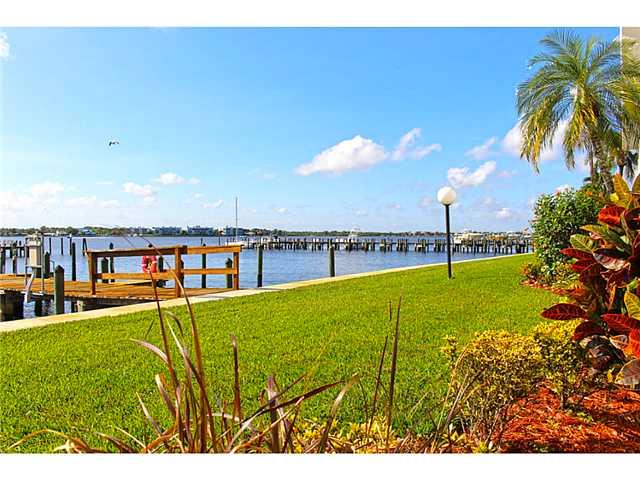 1868 Southwest Palm City Road, Unit 9102 Stuart, FL 34994 - Photo 18 of 20 Gallery Image 18