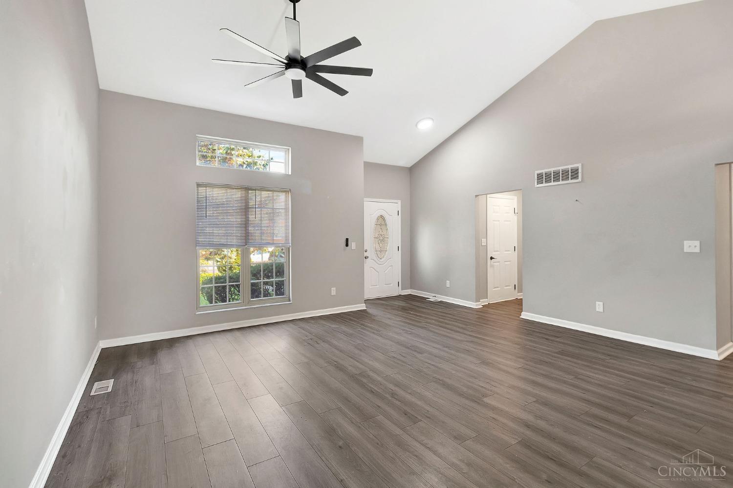5329 Sidney Road Cincinnati, OH 45238 - Photo 23 of 47