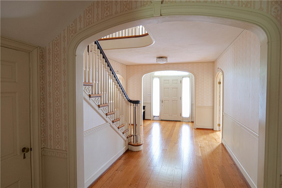 36 Underwood Street Pawtucket, RI 02860 - Photo 19 of 46