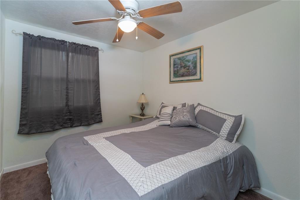 218 Hickory Street McKees Rocks, PA 15136 - Photo 10 of 16