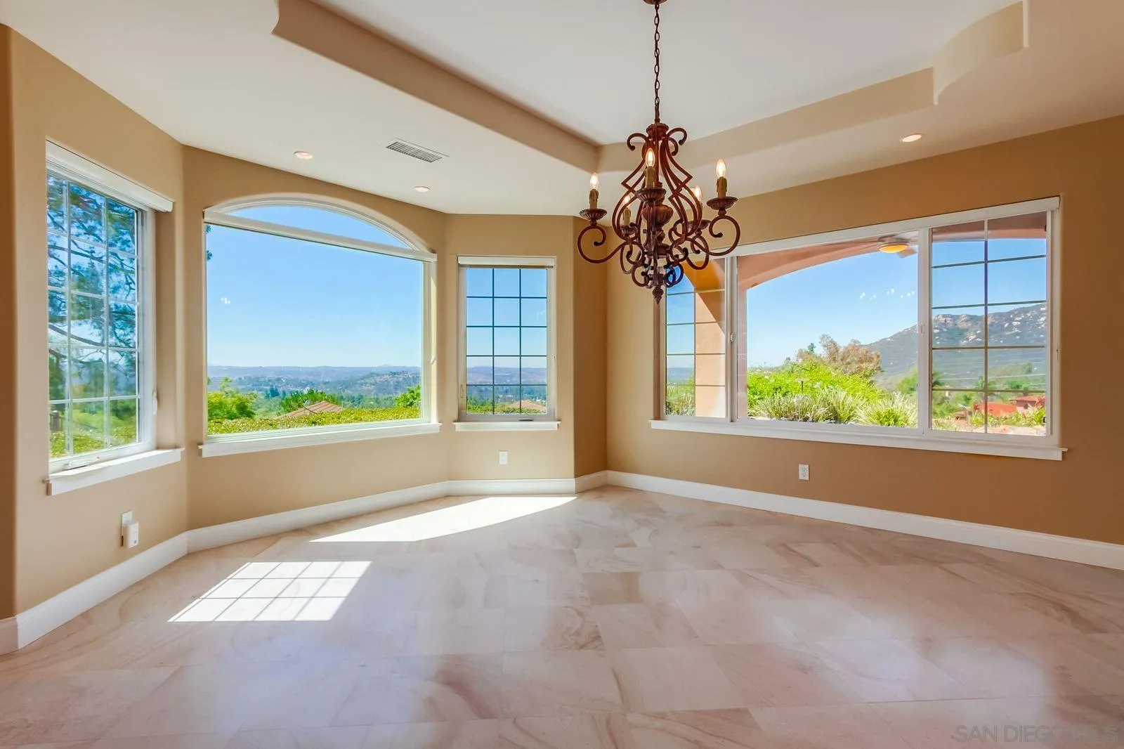 13852 Northcrest Lane Poway, CA 92064 - Photo 11 of 71