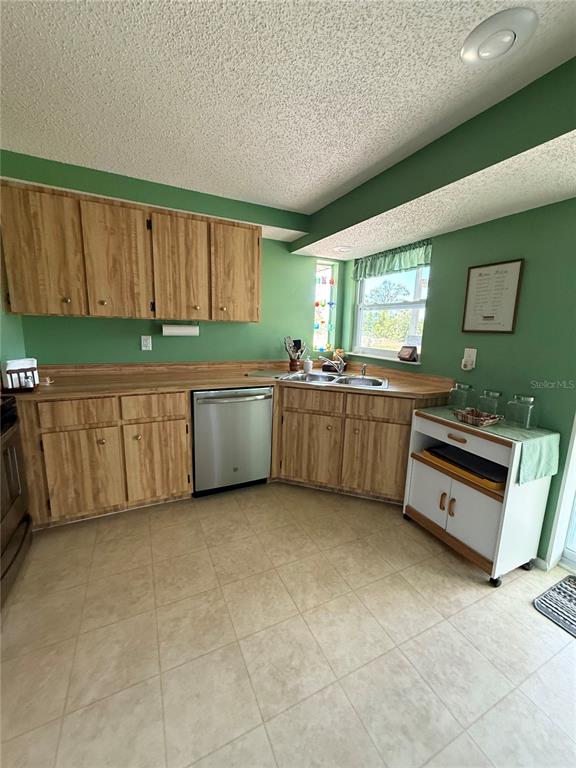 12884 Bacchus Road Port Charlotte, FL 33981 - Photo 9 of 39