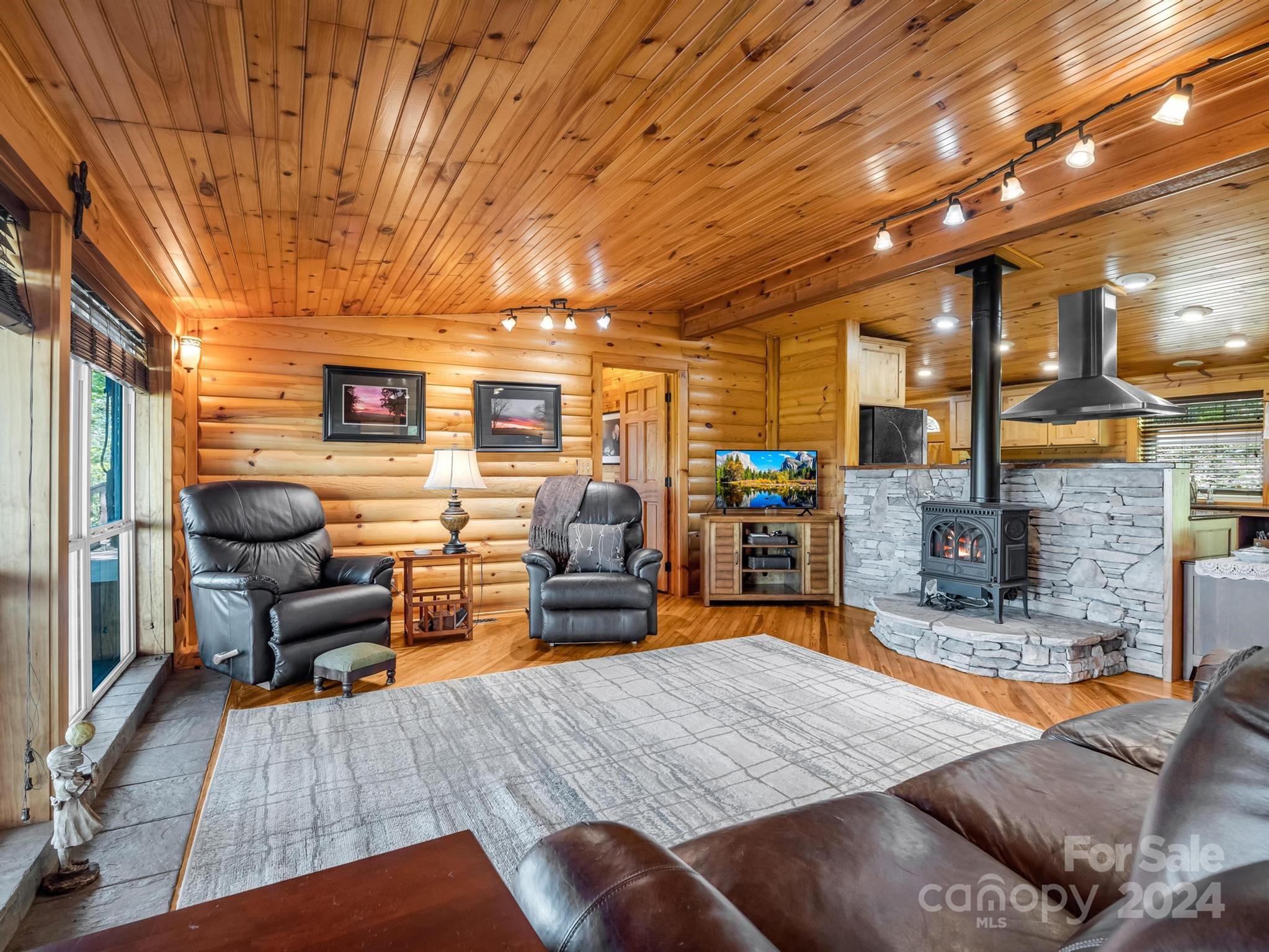 195 Spring Mountain Road Fairview, NC 28730 - Photo 12 of 39 Gallery Image 12