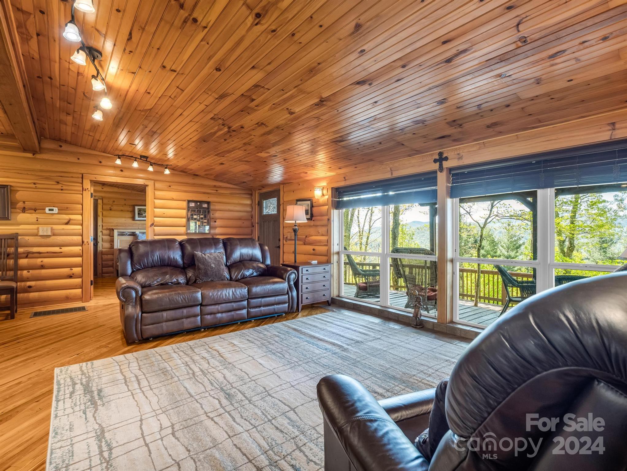 195 Spring Mountain Road Fairview, NC 28730 - Photo 13 of 39 Gallery Image 13
