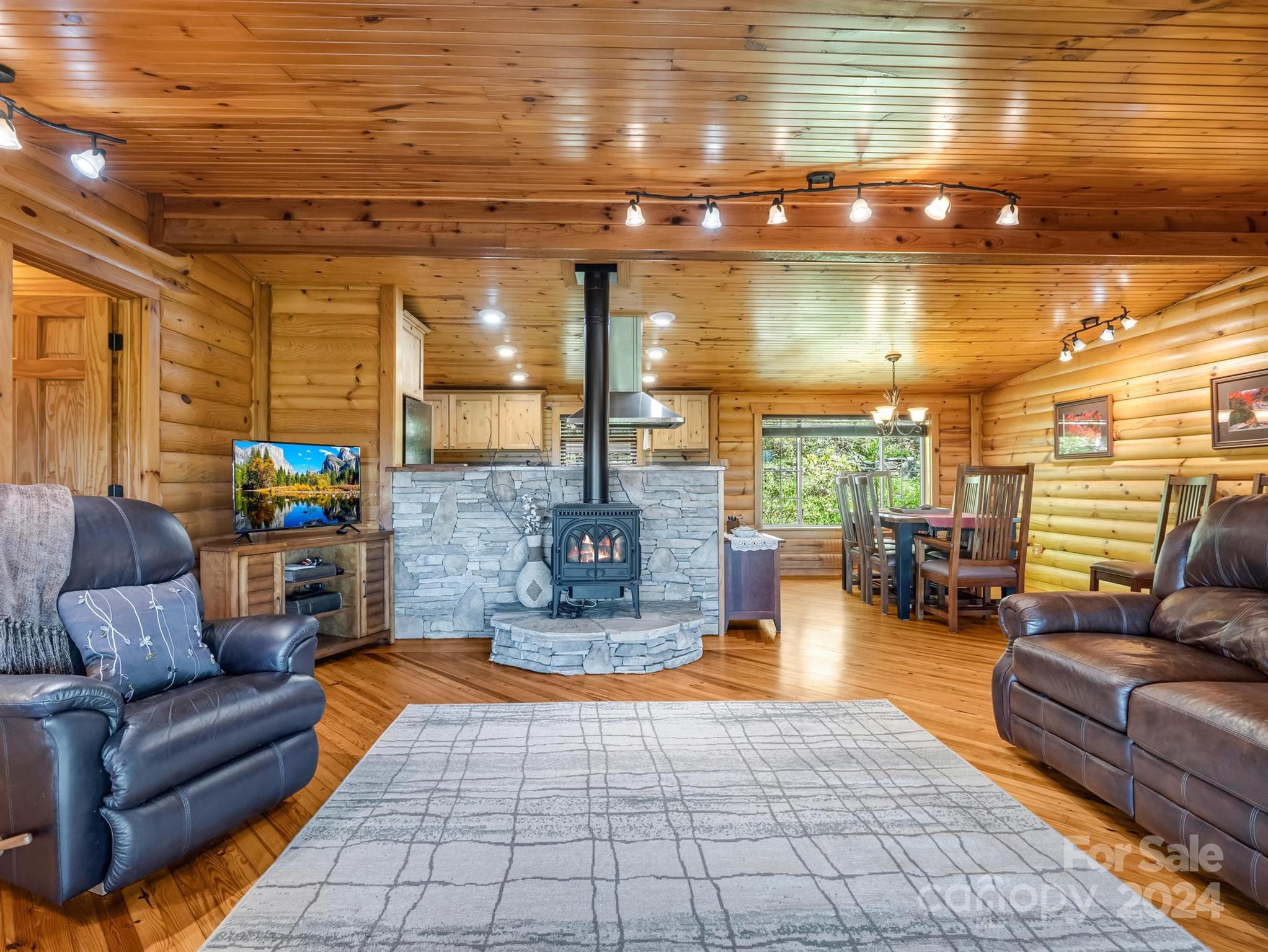 195 Spring Mountain Road Fairview, NC 28730 - Photo 15 of 39 Gallery Image 15