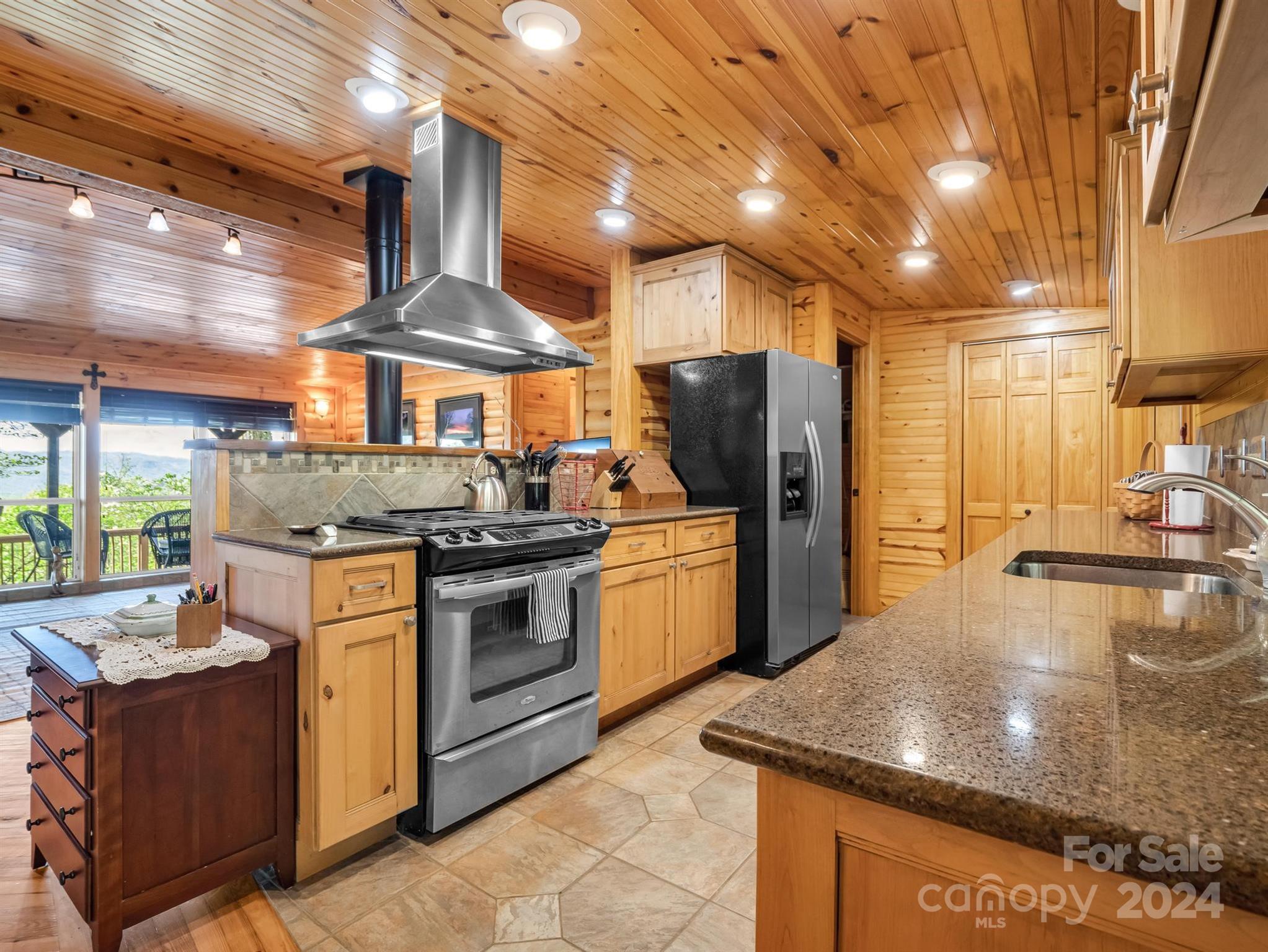 195 Spring Mountain Road Fairview, NC 28730 - Photo 21 of 39 Gallery Image 21