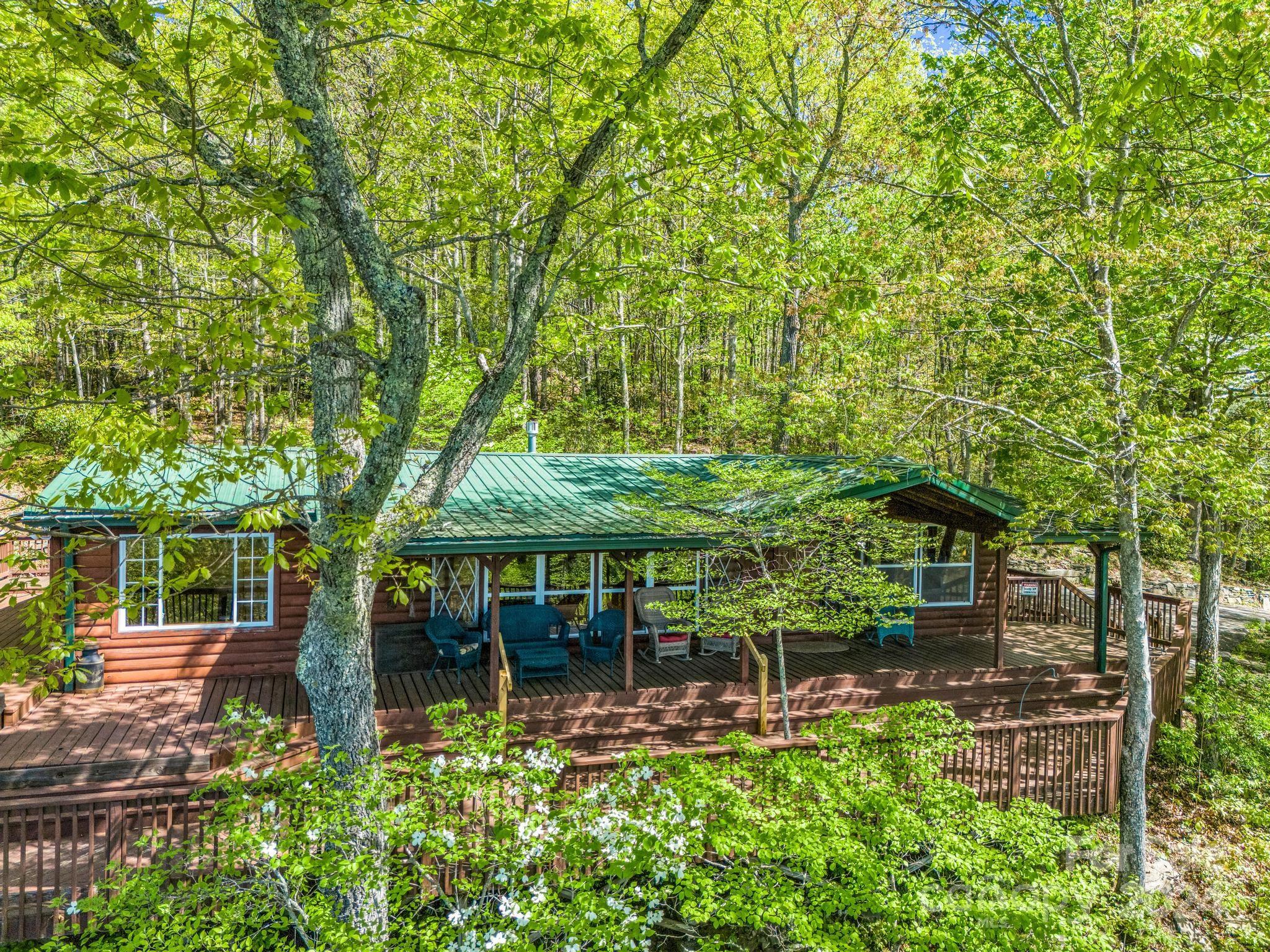 195 Spring Mountain Road Fairview, NC 28730 - Photo 9 of 39 Gallery Image 9