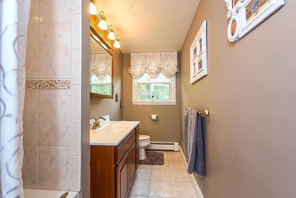 25 Langdon Road Wayland, MA 01778 - Photo 15 of 30 Gallery Image 15