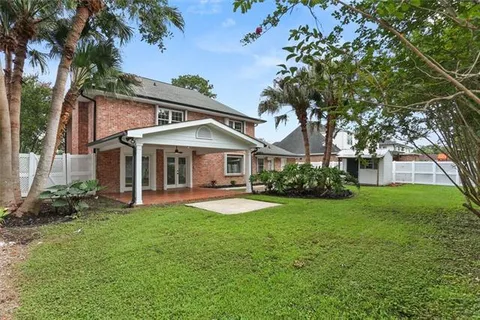 $429,000 | 925 Christana Place, Gretna, LA 70056