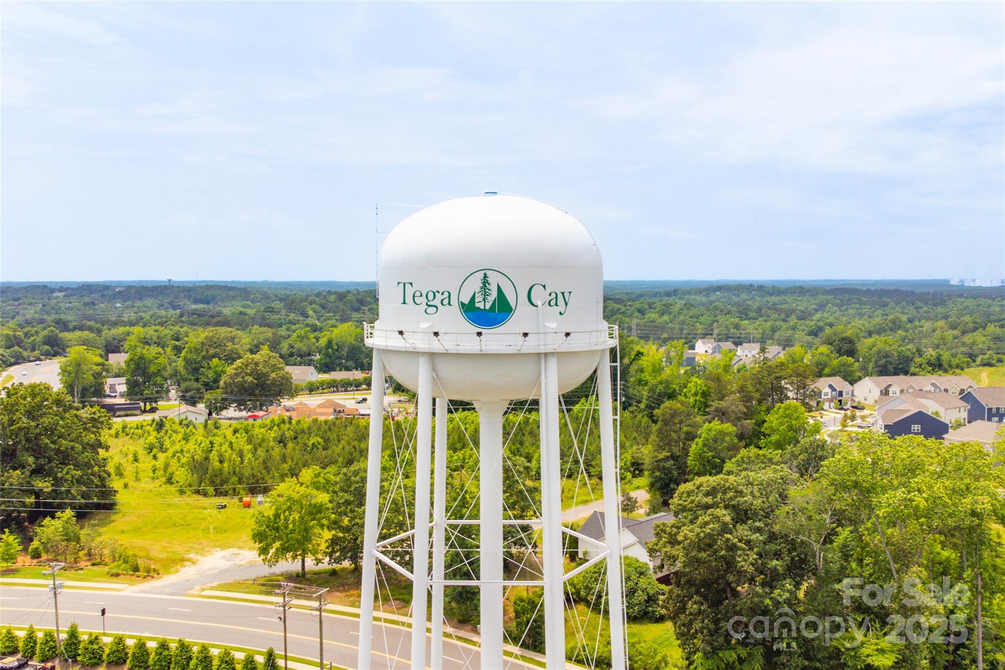 4069 Havenport Circle Tega Cay, SC 29708 - Photo 41 of 48 a view of a city