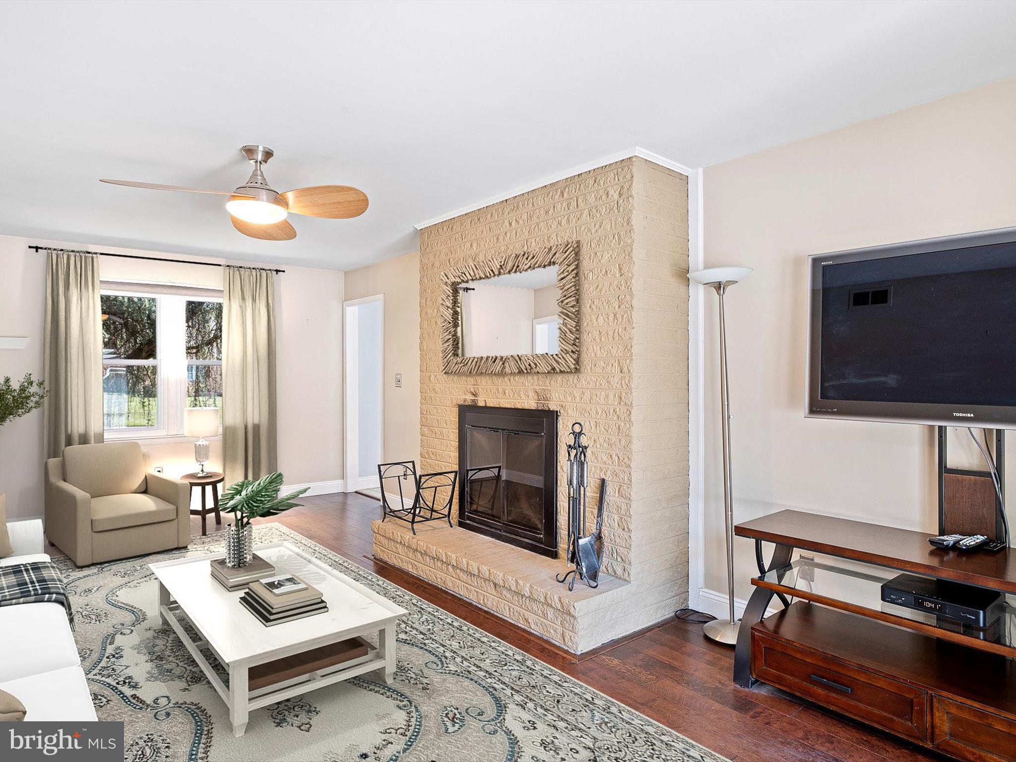 108 Wembley Road Wilmington, DE 19808 - Photo 14 of 49 Family Room-Staged Using Virtual Tools