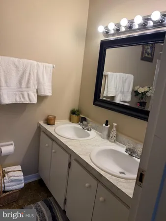 $124,900 | 105 Fitz Court, Unit 202, Reisterstown, MD 21136