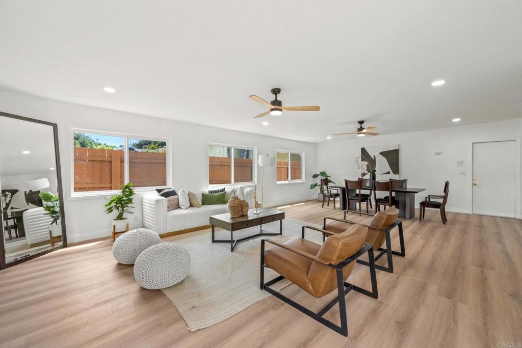 508 Village View Place Fallbrook, CA 92028 - Photo 2 of 32 a living room with furniture and wooden floor
