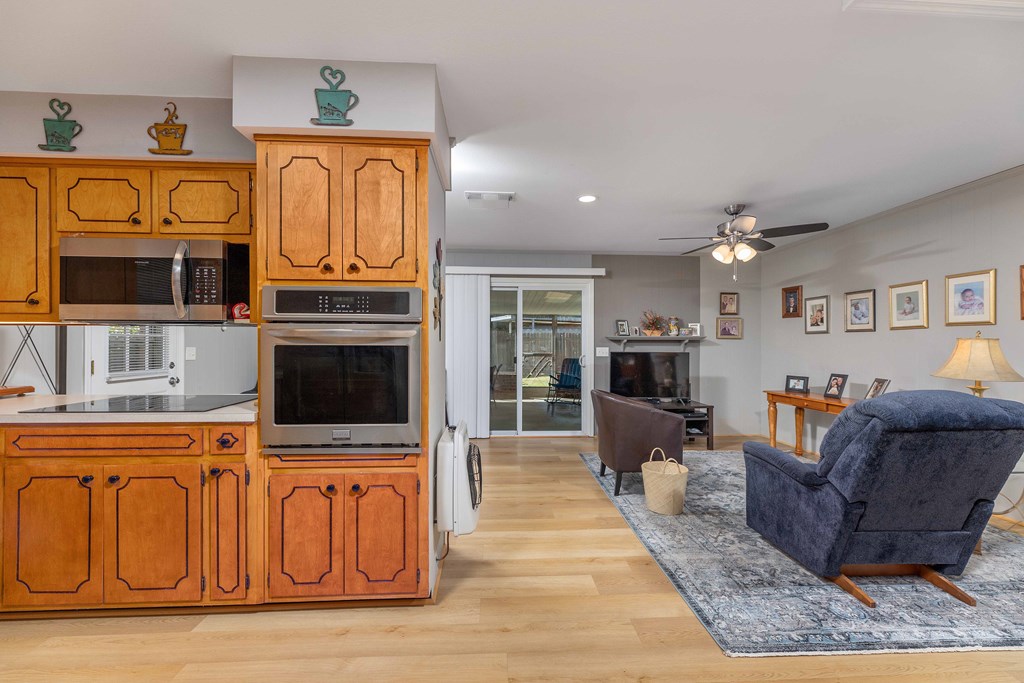 4807 Fairview Drive Columbus, GA 31907 - Photo 7 of 24 a living room with furniture and a flat screen tv