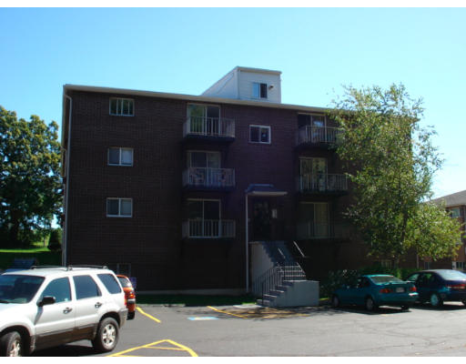 608 Boston Post Road East, Unit 12 Marlborough, MA 01752 - Photo 1 of 7 Gallery Image 1