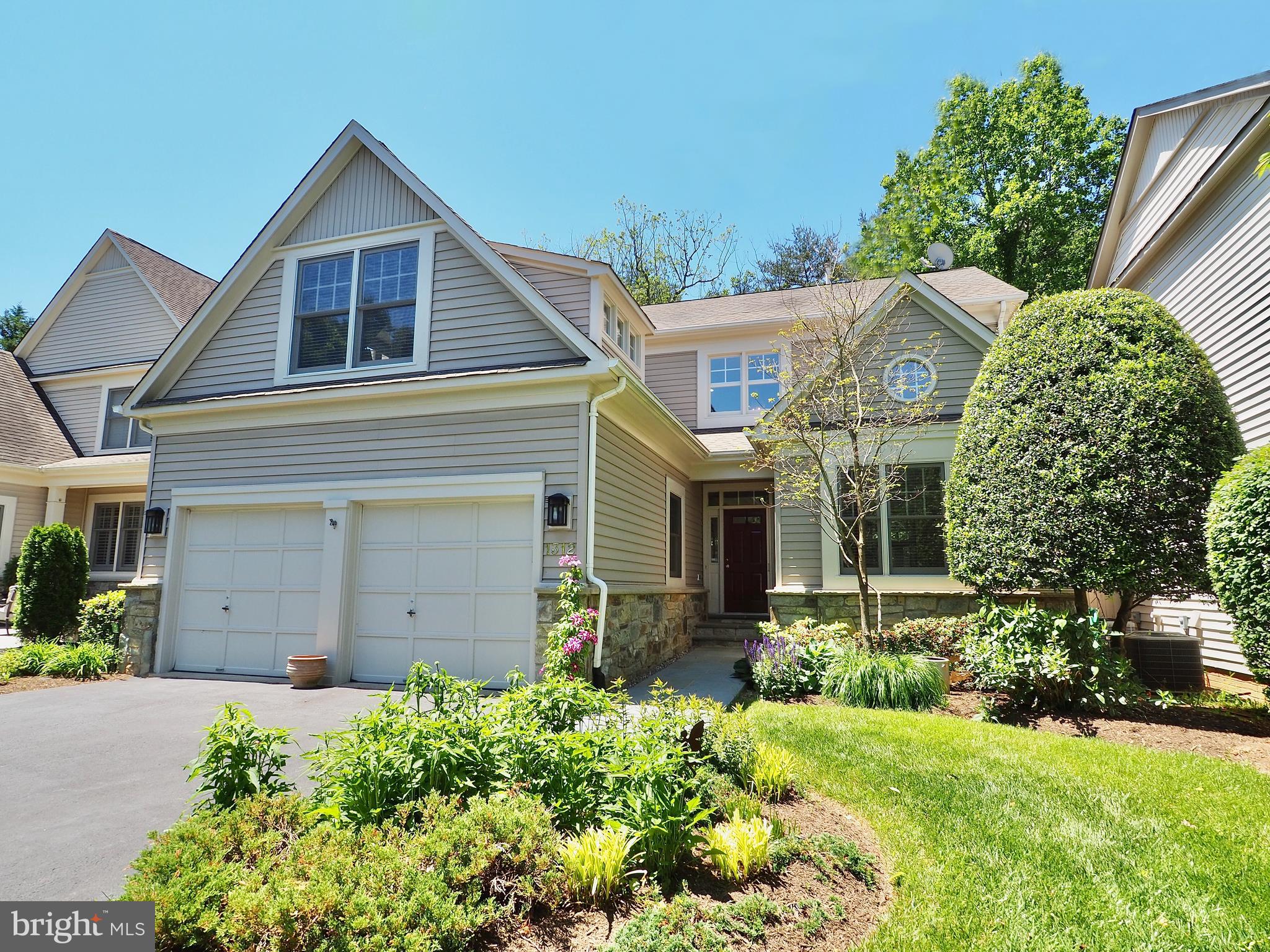 1312 Red Hawk Circle Reston, VA 20194 - Photo 2 of 48 Enjoy the seasonal landscaping