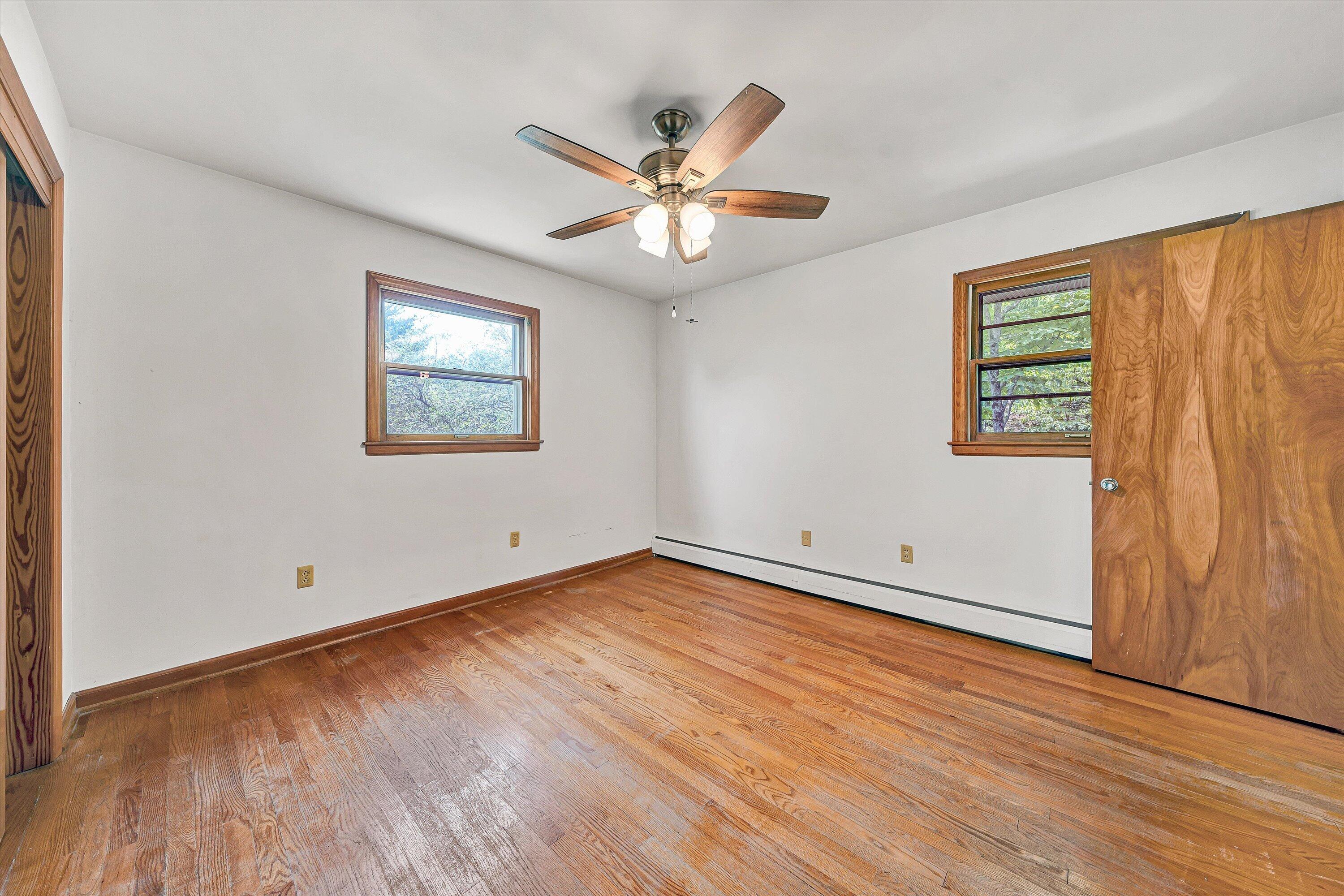 4506 Rosecrest Road Roanoke, VA 24018 - Photo 21 of 49 25-DSC00148
