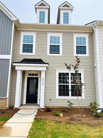 $2,200 | 15753 Country House Street, Charlotte, NC 28273