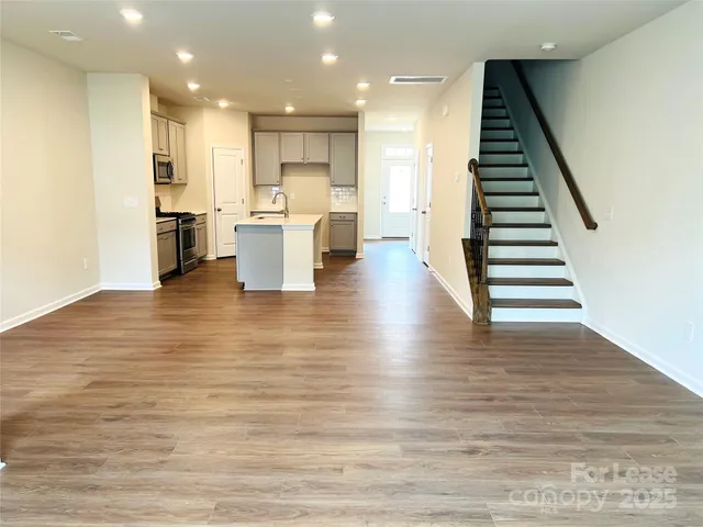 $2,200 | 15753 Country House Street, Charlotte, NC 28273