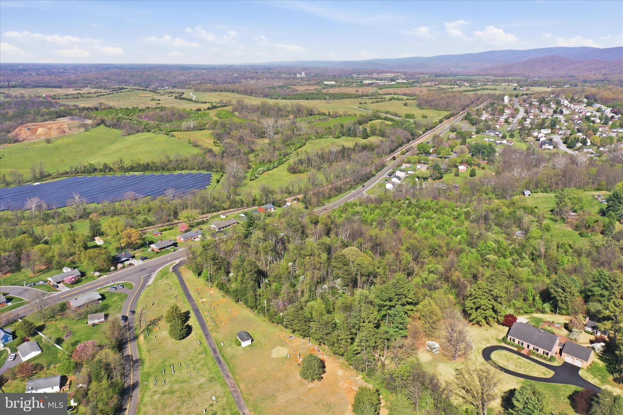 Creek Road Front Royal, VA 22630 - Photo 10 of 23 a view of a city