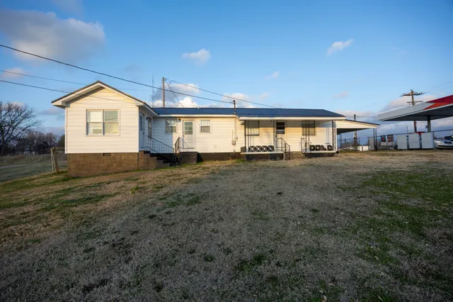 $1,200 | 200 Sycamore Street North, Cowan, TN 37318