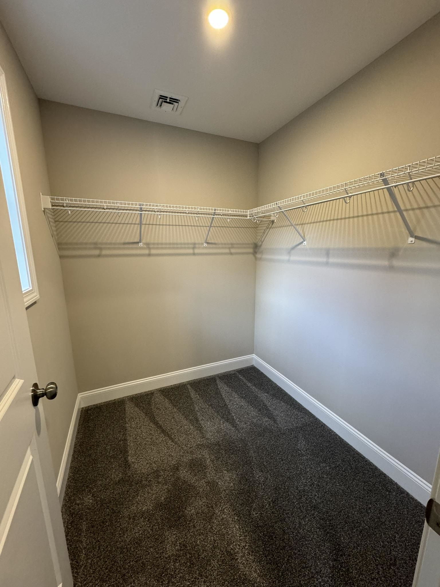 108 Mammoth Road, Unit B Hooksett, NH 03106 - Photo 13 of 25