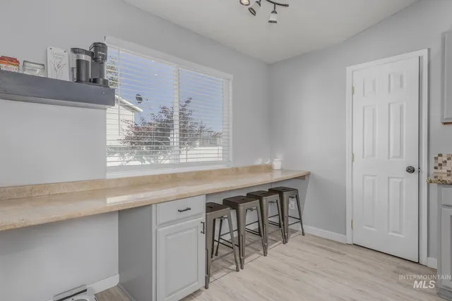 $384,000 | 2480 West 9th Street, Weiser, ID 83672