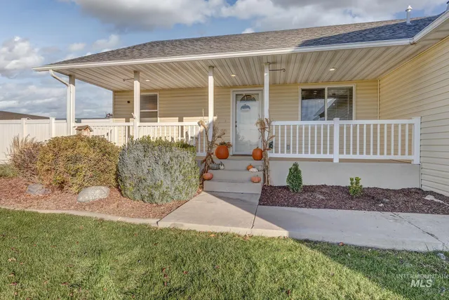 $384,000 | 2480 West 9th Street, Weiser, ID 83672