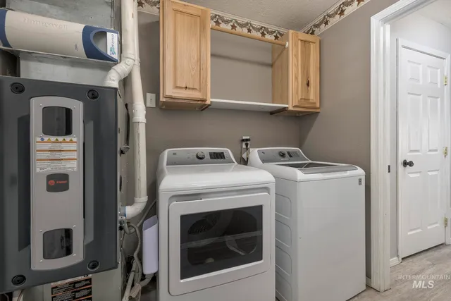 $384,000 | 2480 West 9th Street, Weiser, ID 83672