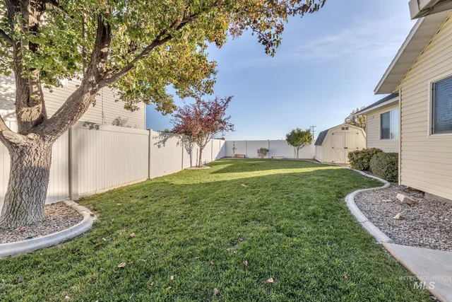 $384,000 | 2480 West 9th Street, Weiser, ID 83672