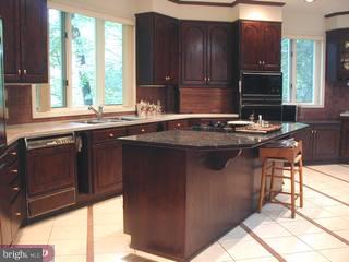 618 St Andrews Road Philadelphia, PA 19118 - Photo 5 of 6 Gallery Image 5