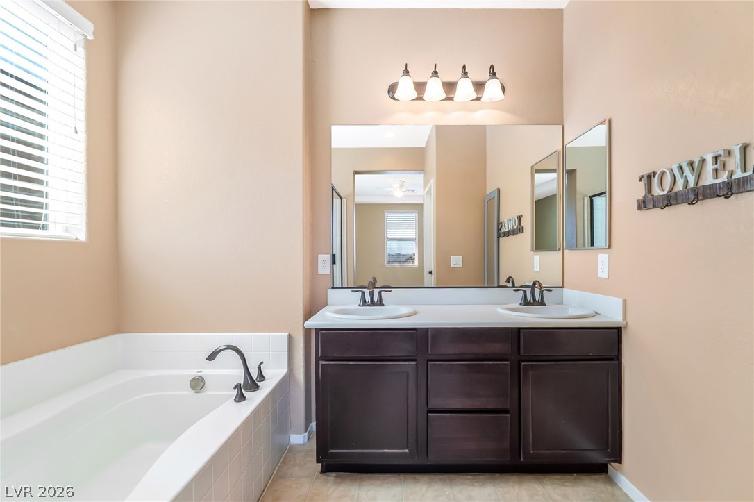 6183 Yankee Spring Street Las Vegas, NV 89122 - Photo 13 of 20