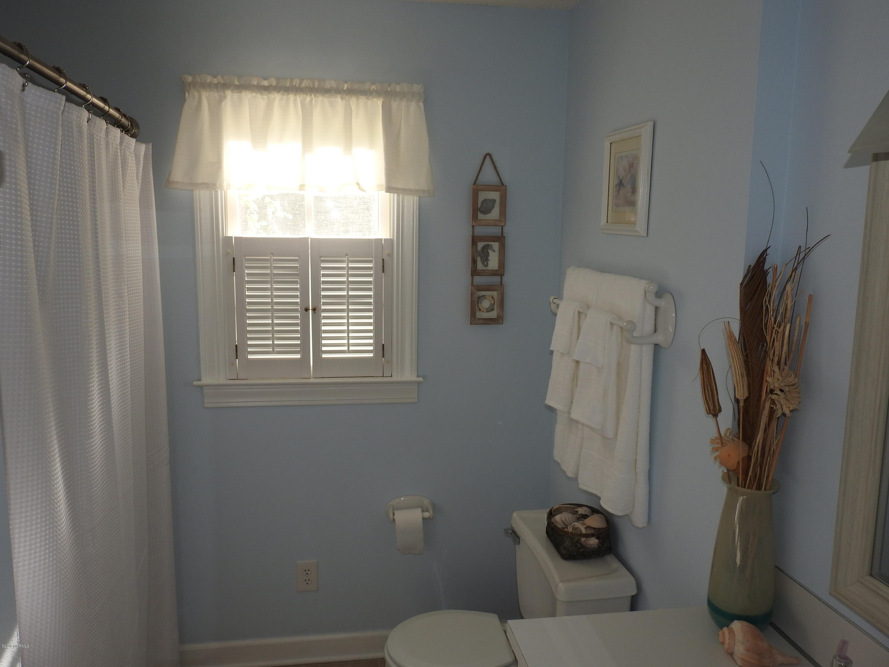 3865 Edwards Road Grimesland, NC 27837 - Photo 26 of 38 Common Bath