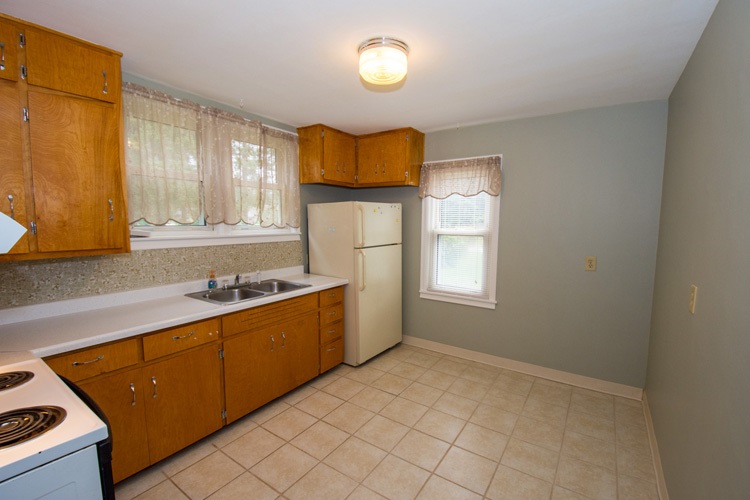 51753 Quince Road South Bend, IN 46628 - Photo 4 of 36 Gallery Image 4