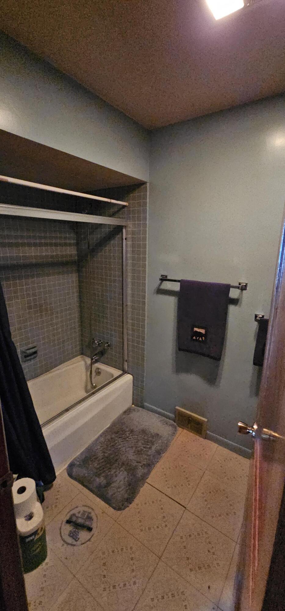 208 West Main Street Gobles, MI 49055 - Photo 14 of 23 20260116_114740