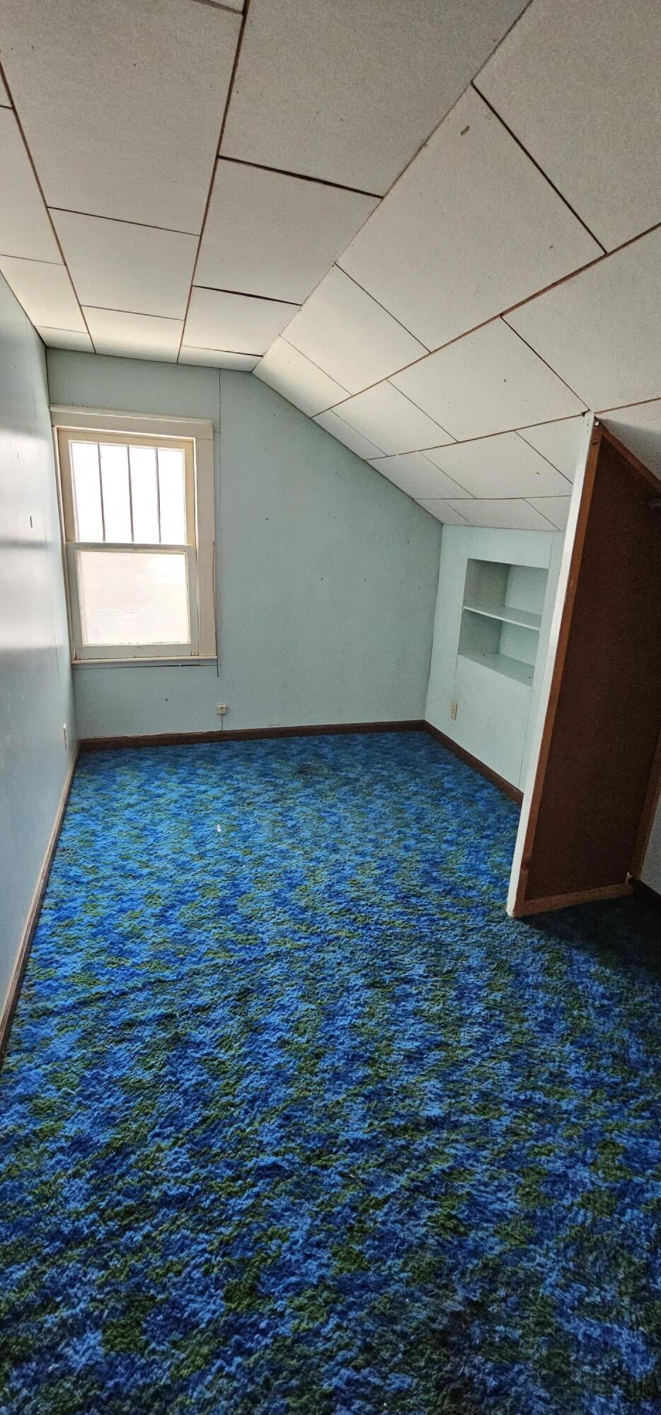 208 West Main Street Gobles, MI 49055 - Photo 16 of 23 20260116_114915