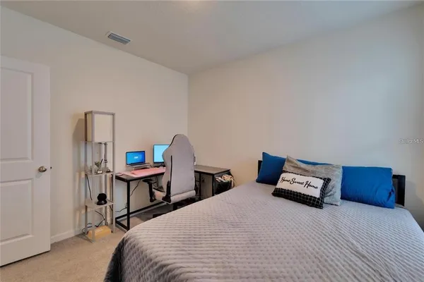$2,100 | 17040 Wave Tressle Place, Wimauma, FL 33598
