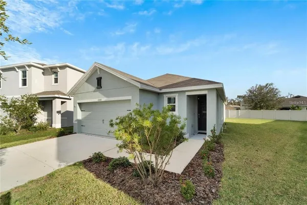$2,100 | 17040 Wave Tressle Place, Wimauma, FL 33598