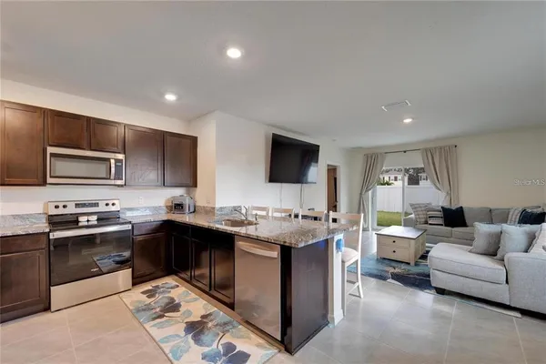 $2,100 | 17040 Wave Tressle Place, Wimauma, FL 33598