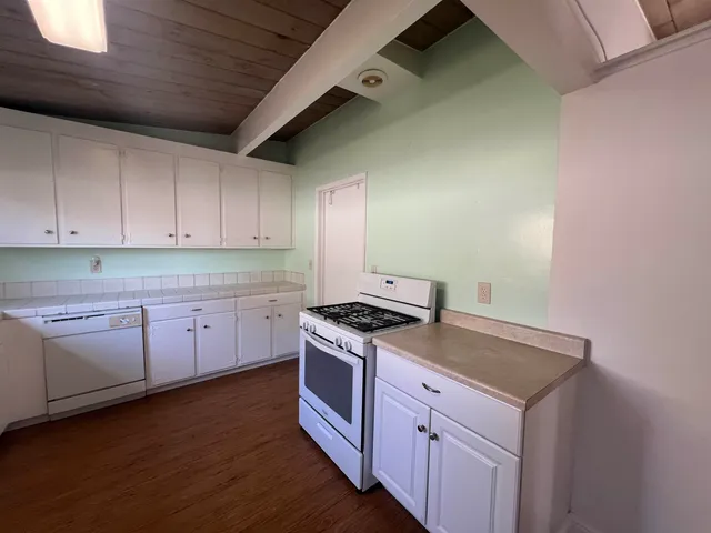 $2,700 | Downtown Pleasanton, Pleasanton, CA 94566