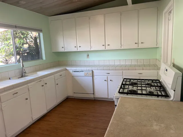 $2,700 | Downtown Pleasanton, Pleasanton, CA 94566