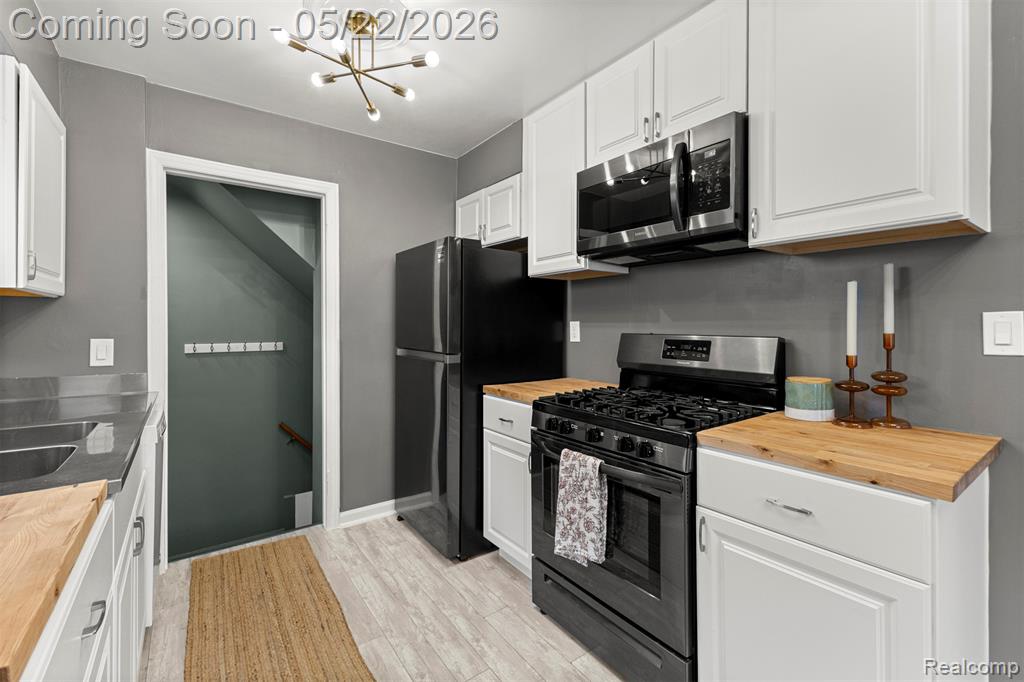 3230 Harding Street Dearborn, MI 48124 - Photo 12 of 42
