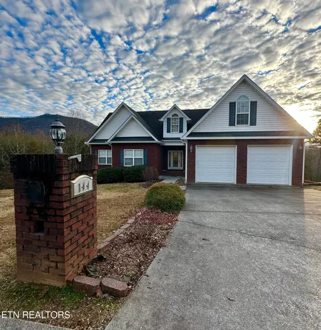 $639,000 | 144 Burning Oaks Drive, Sevierville, TN 37876